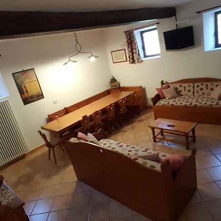 La Taverna Di Tony Bed and Breakfast Montalto Dora Zewnętrze zdjęcie